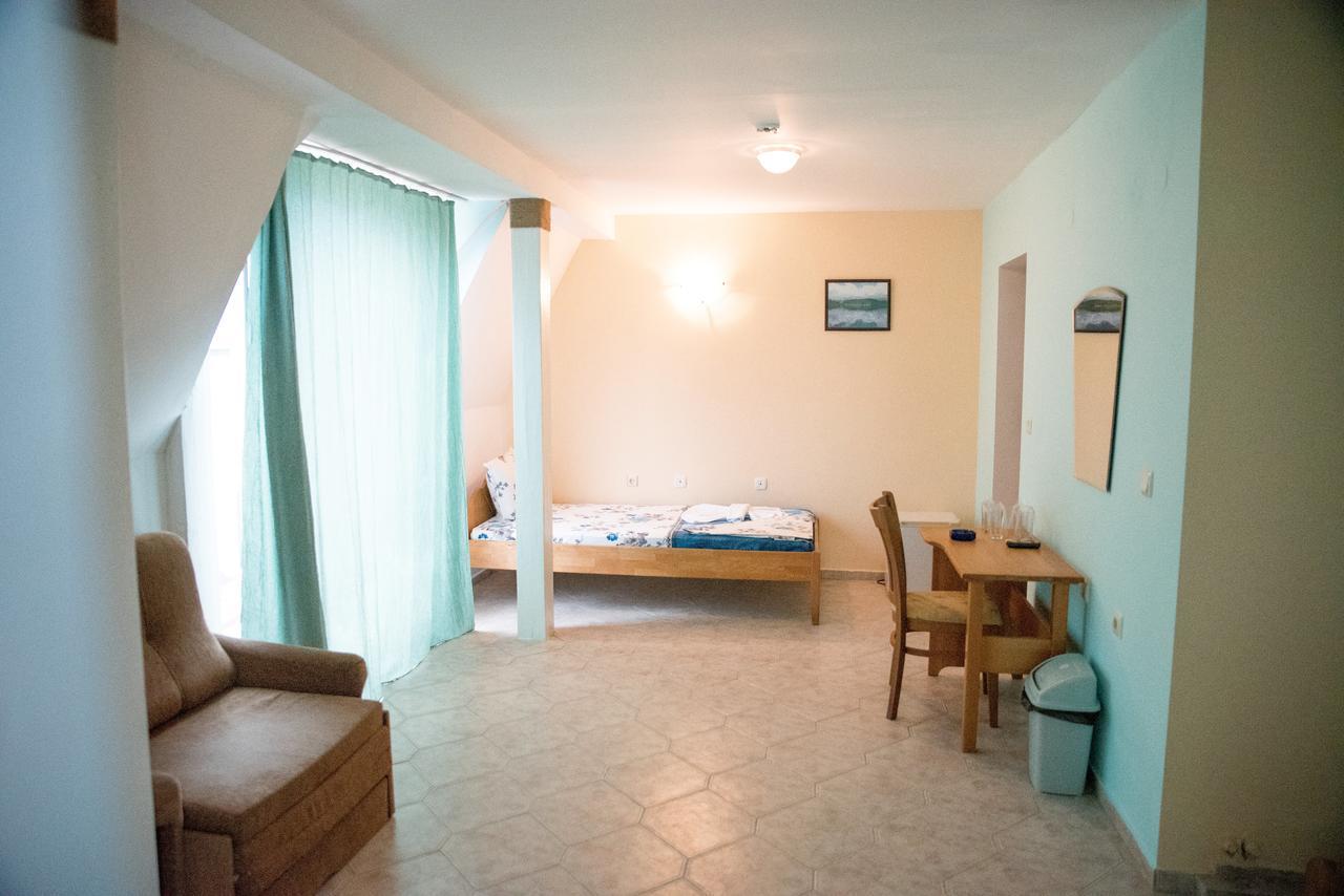 Cristal Hotel Ravda Bagian luar foto
