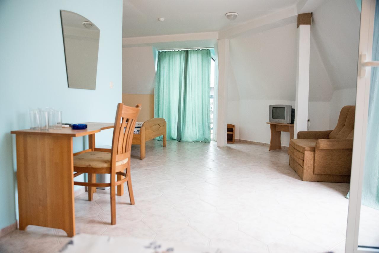 Cristal Hotel Ravda Bagian luar foto