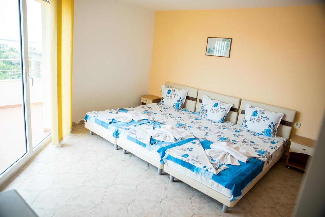 Cristal Hotel Ravda Bagian luar foto