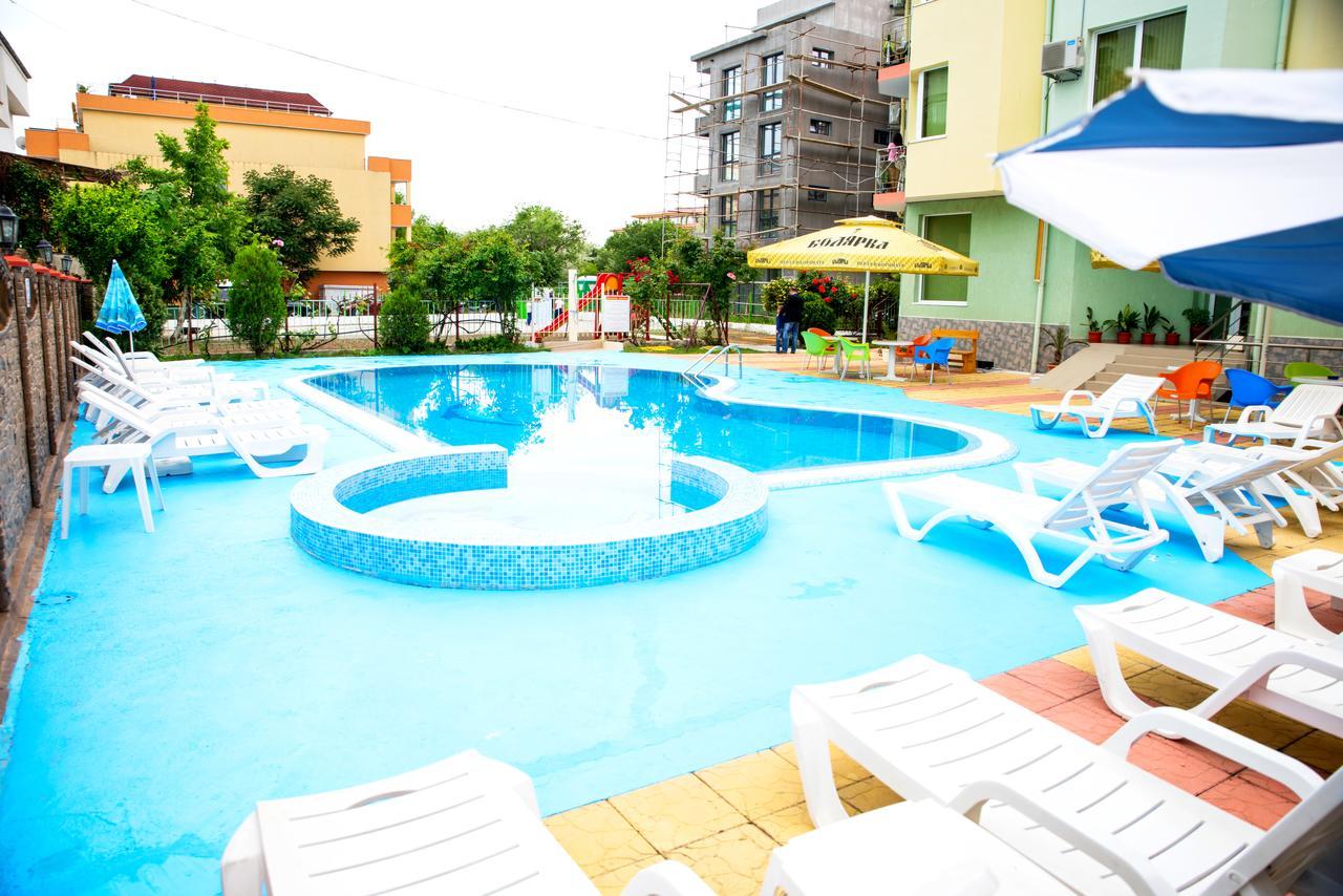 Cristal Hotel Ravda Bagian luar foto