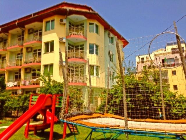 Cristal Hotel Ravda Bagian luar foto